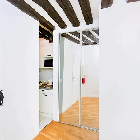 Apartment Le Louvre & Rivoli - 1br - Cityapartmentstay Paris